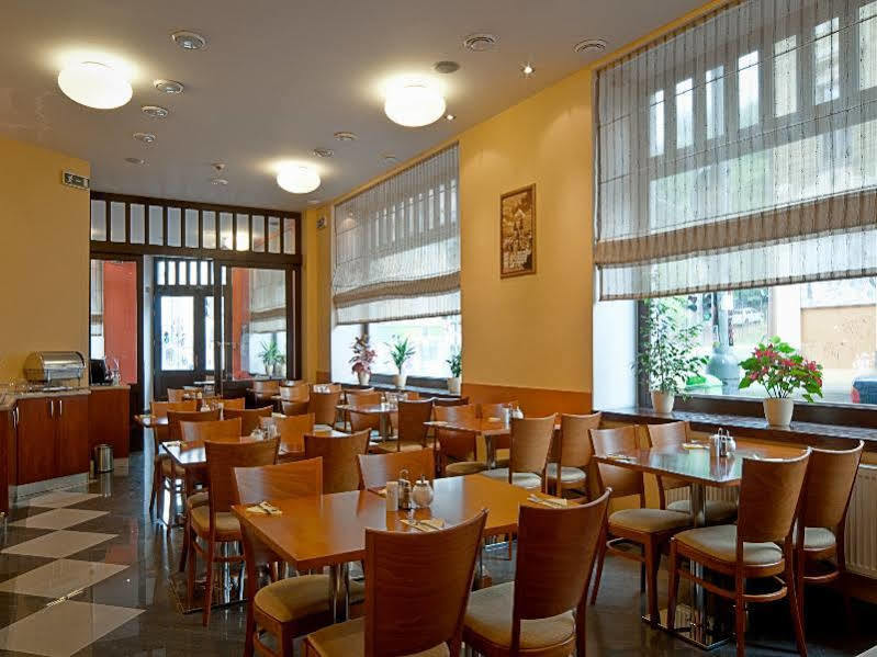 Hotel Gloria Praag Buitenkant foto