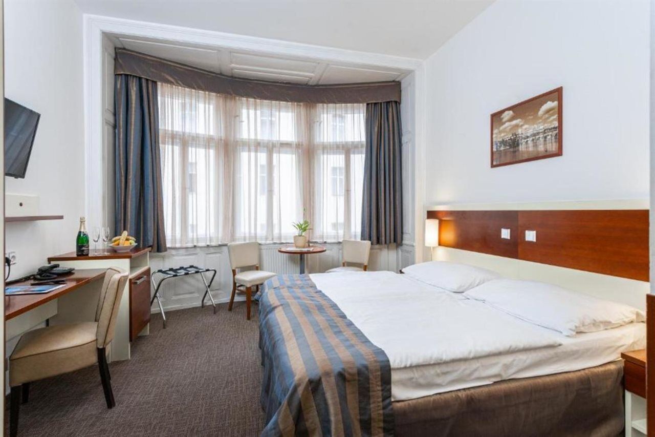 Hotel Gloria Praag Buitenkant foto